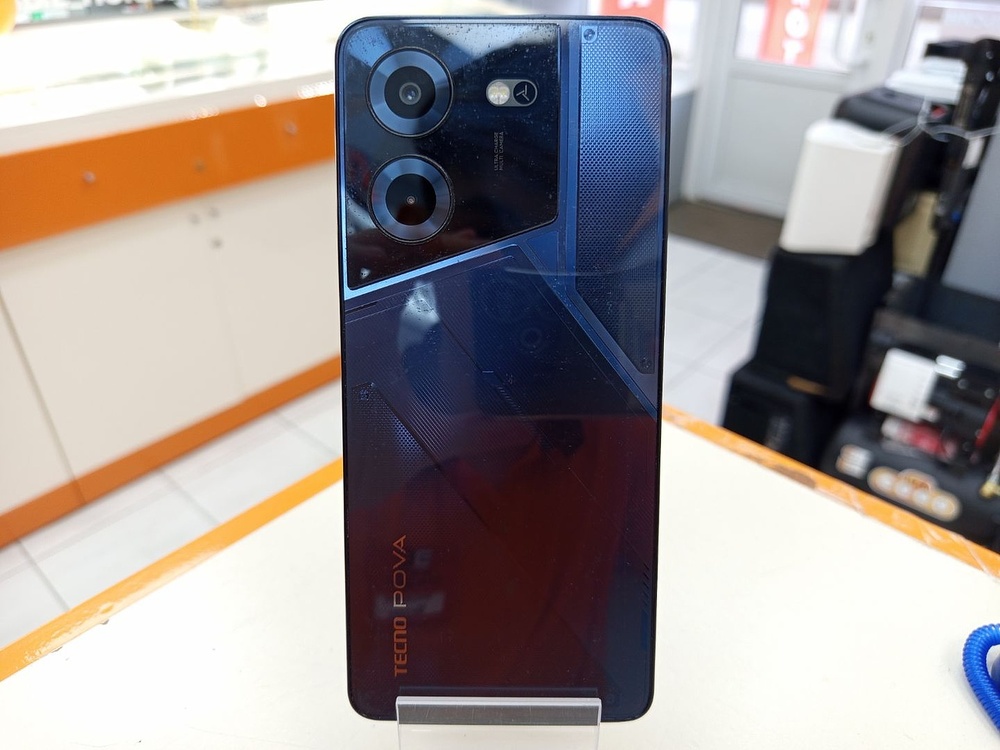 Смартфон Tecno Pova 5 8/128