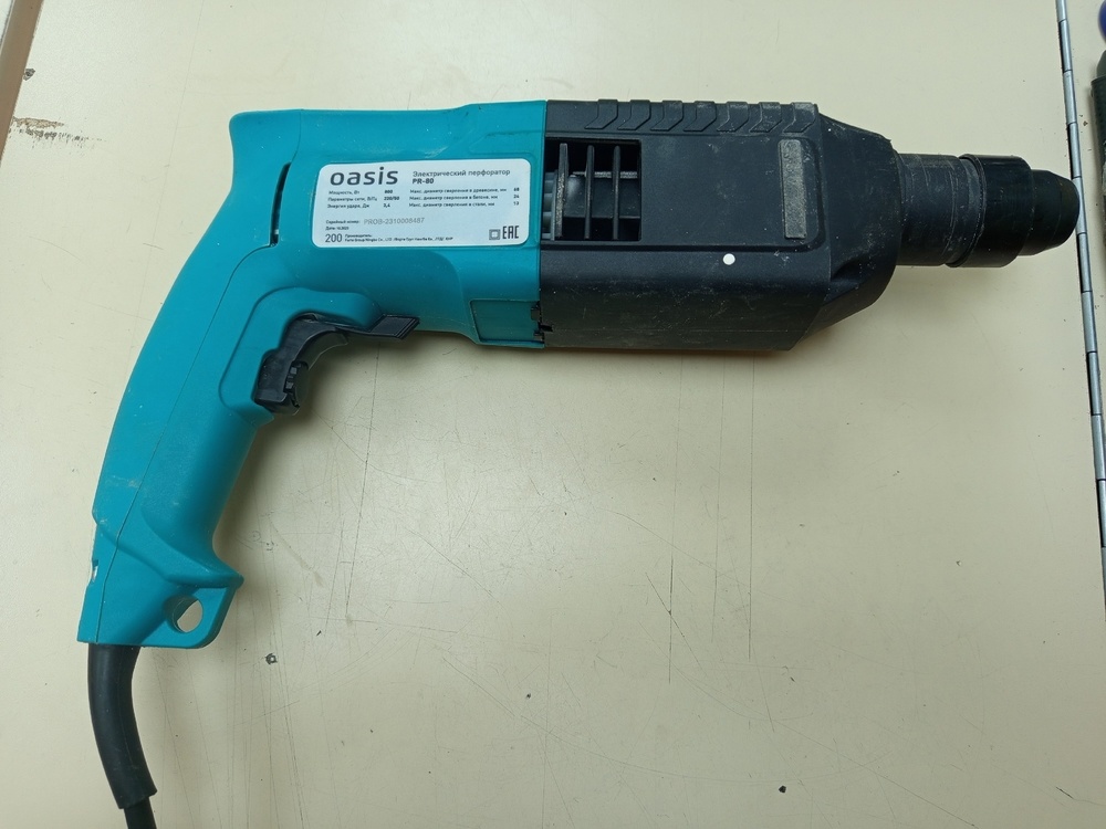 Перфоратор Oasis PR-80;