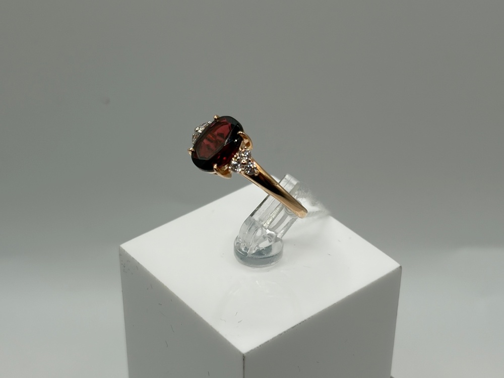 КОЛКМИ585 КОЛЬЦО С КАМНЯМИ (Au 585)