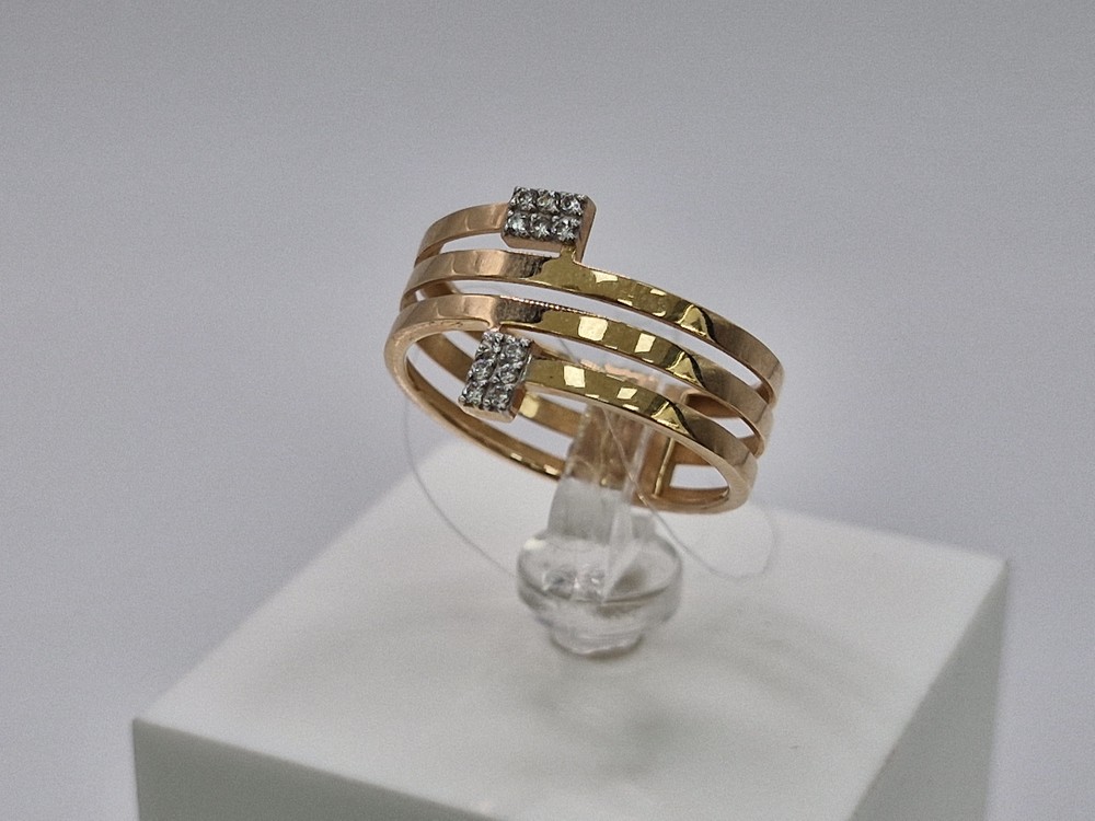 КОЛЬЦО С КАМНЯМИ (Au 585)