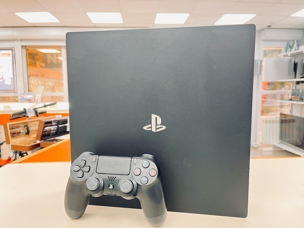Игровая приставка PlayStation 4 Pro 1Tb