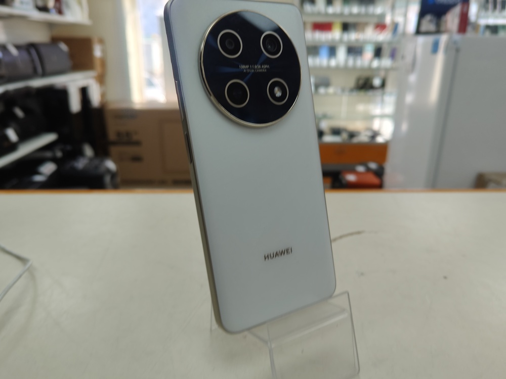 Смартфон Huawei Nova 13i 8/128