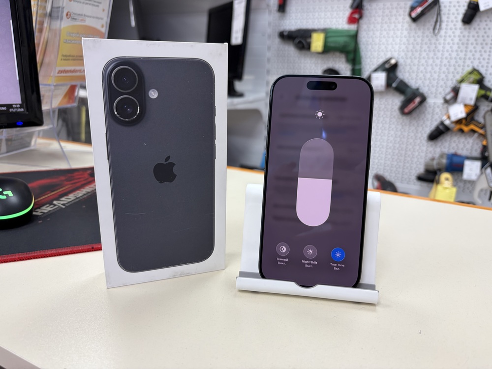 Смартфон Apple Iphone 17 256Gb