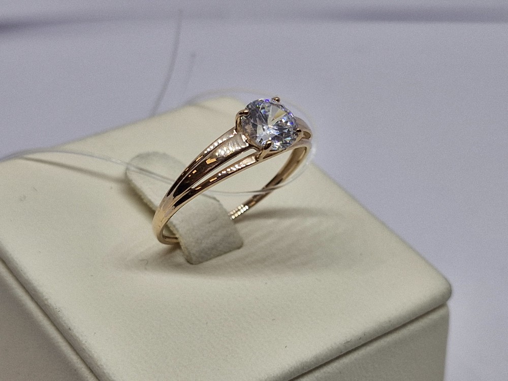 КОЛЬЦО С КАМНЕМ (Au 585)