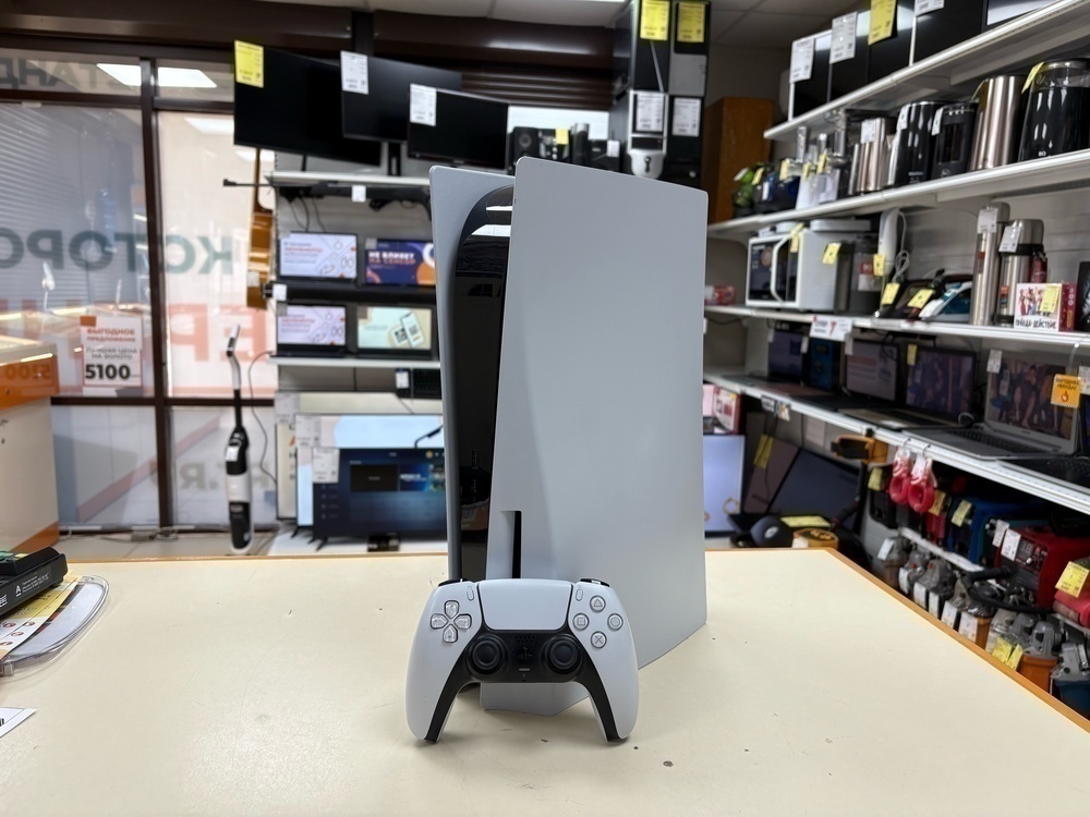 Игровая приставка PlayStation 5 825Gb (С дисководом)