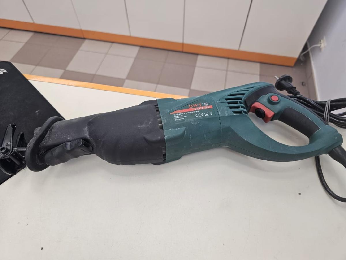 Сабельная пила Dexter DWT sas10-25V;