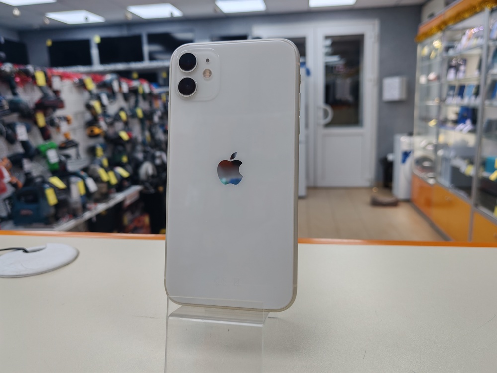 Смартфон Apple iPhone 11 64Gb