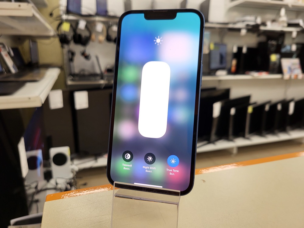 Смартфон Apple iPhone 13 128Gb