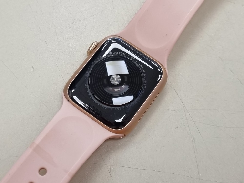 Смарт-часы Apple Watch SE 2020 40mm