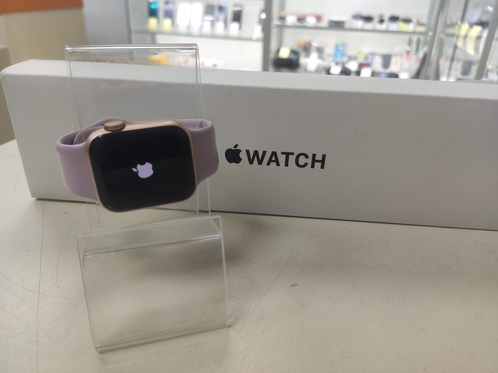 Смарт-часы Apple Watch SE 2020 40mm