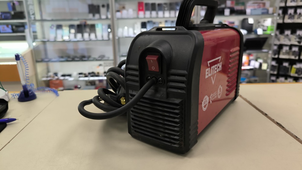 Сварочный аппарат Elitech ИС 220М