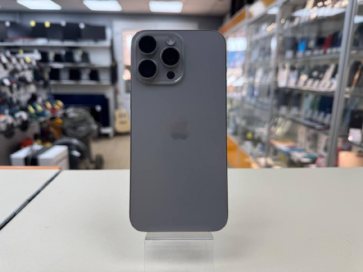 Смартфон Apple iPhone 15 Pro Max 256Gb