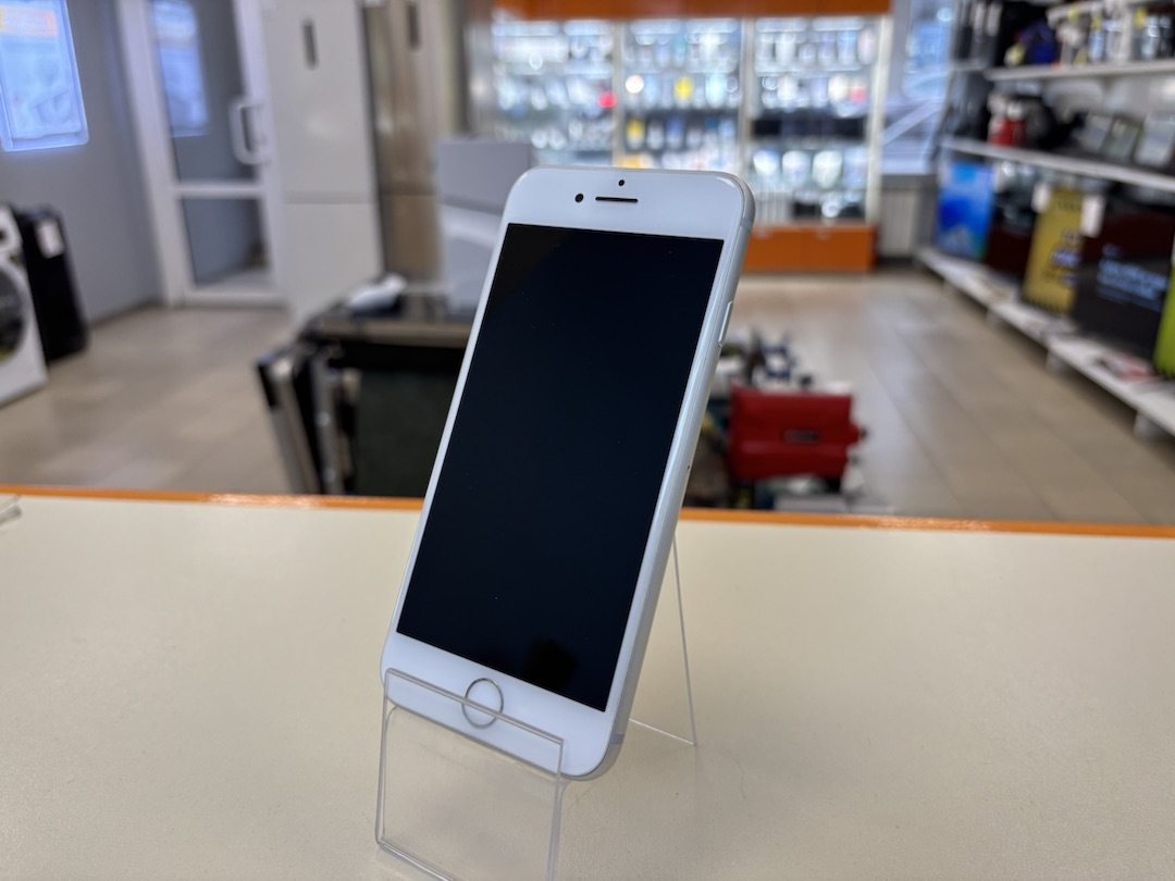 Смартфон Apple iPhone 8 64Gb