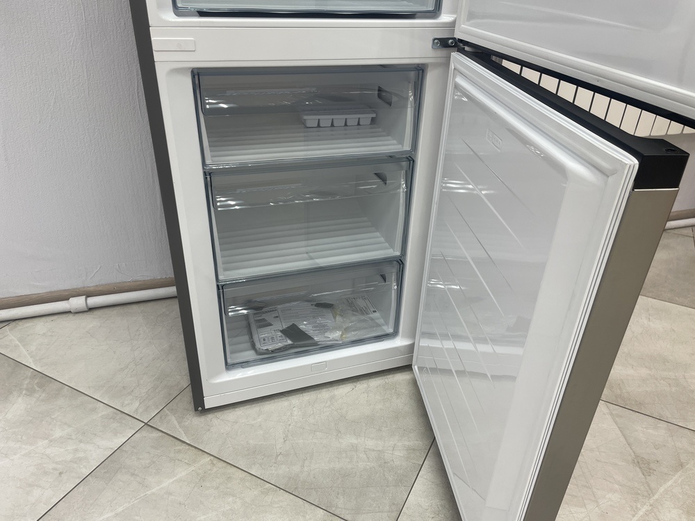 Холодильник Gorenje NRK6202AXL4