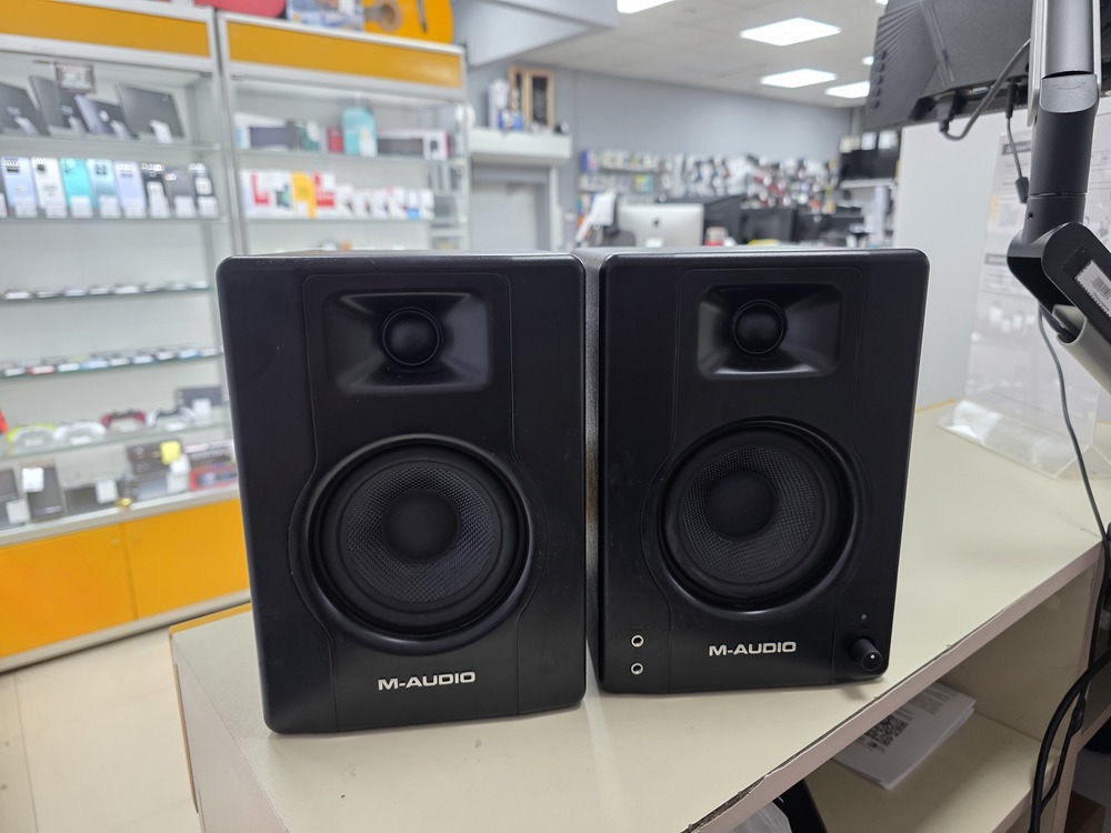 Студийный монитор M-Audio BX4