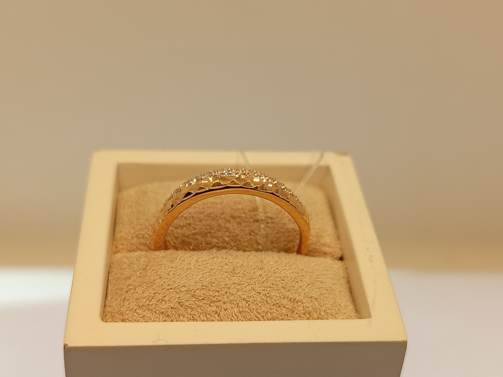 КОЛЬЦО С КАМНЯМИ (Au 585)