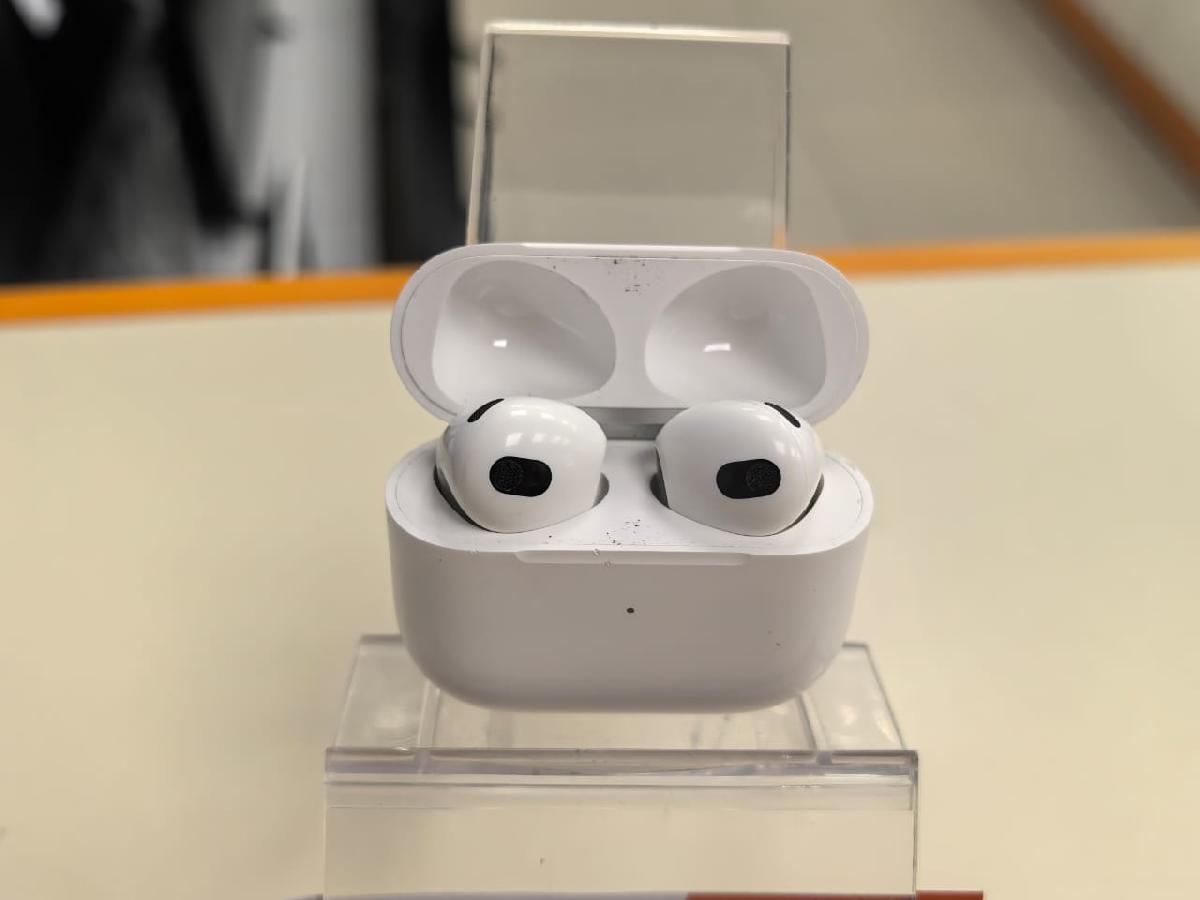 Наушники беспроводные Apple Airpods 3