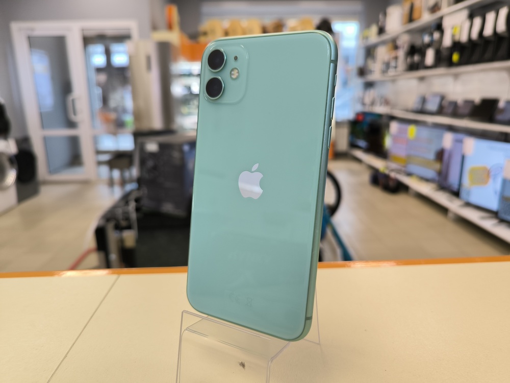 Смартфон Apple iPhone 11 64Gb