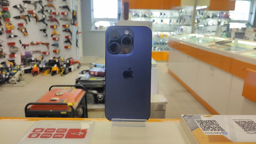 Смартфон Apple Iphone 15 Pro 256Gb