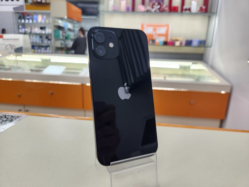 Смартфон Apple iPhone 12 64Gb