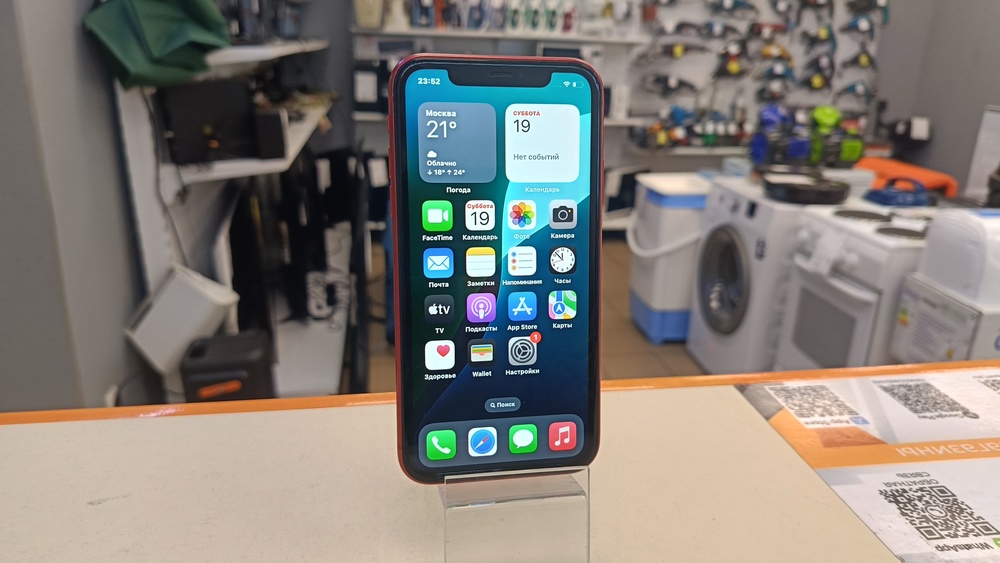 Смартфон Apple iPhone 11 64Gb