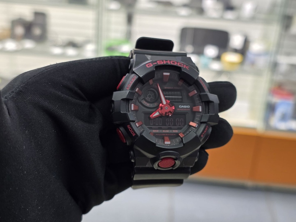 Часы наручные Casio GA-700BRN