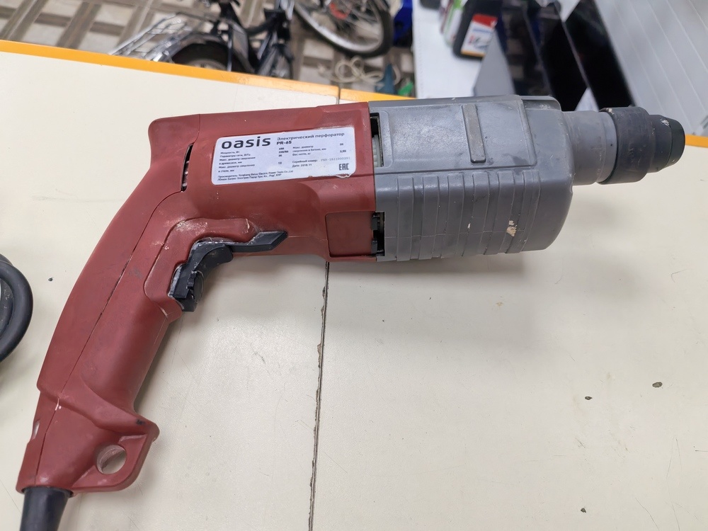 Перфоратор Oasis PR-65