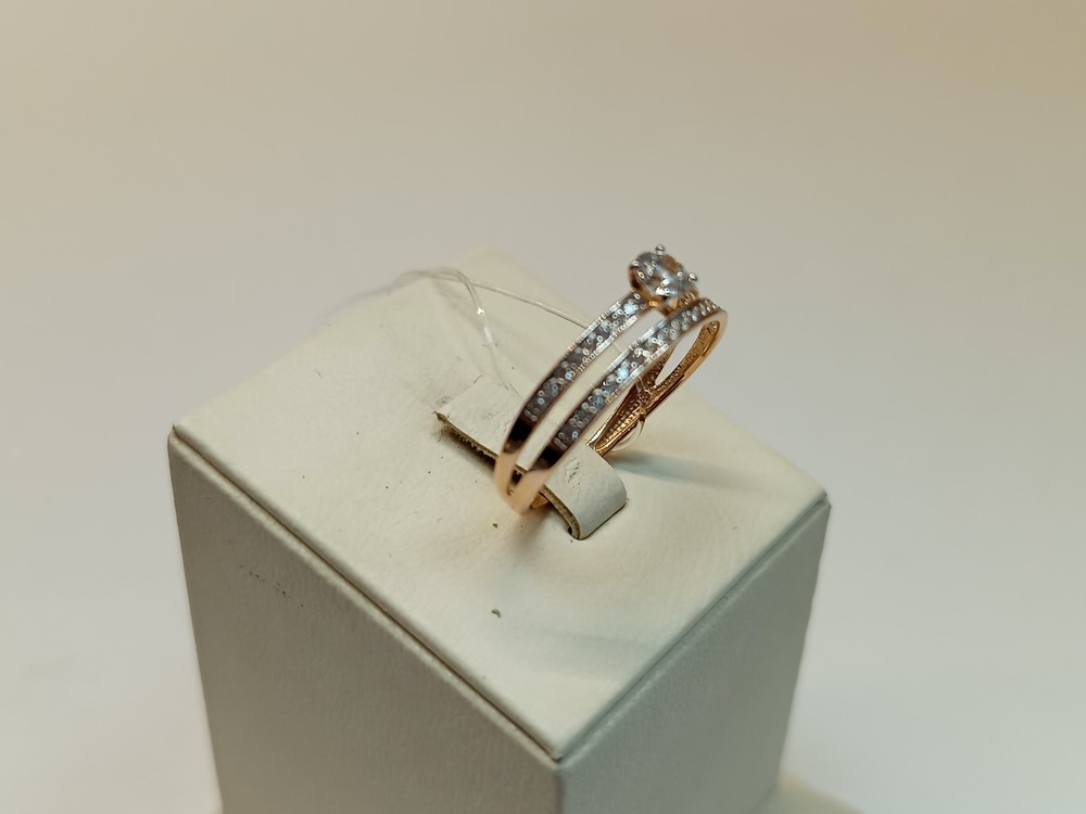 51-110-02563-1 КОЛЬЦО С КАМНЯМИ (Au 585)