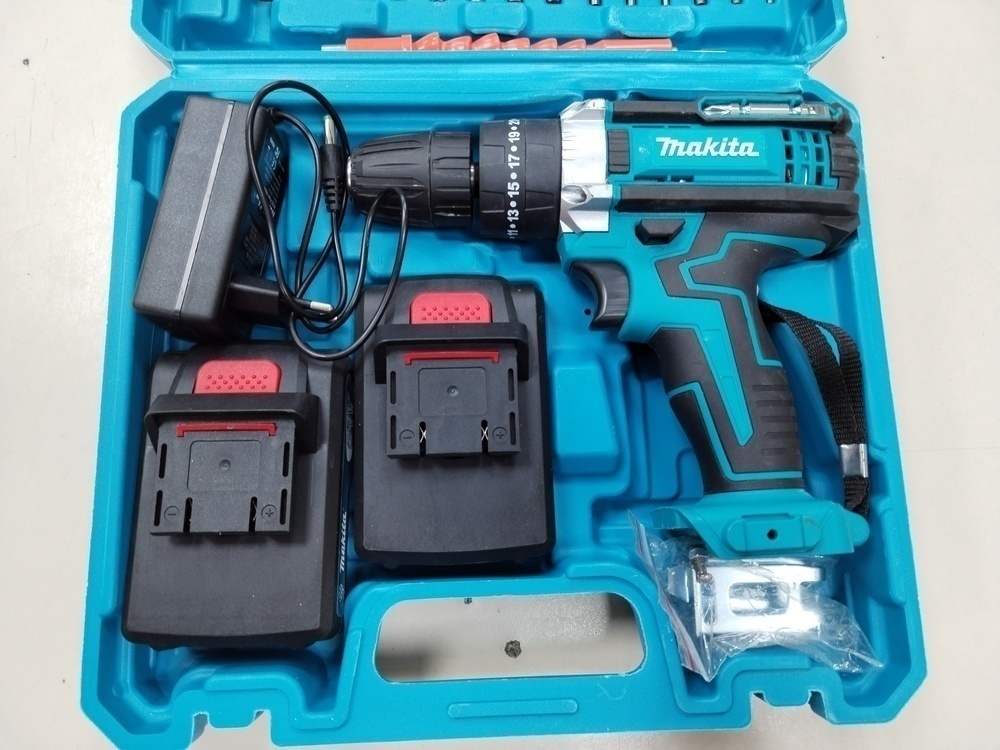 Шуруповерт Makita NoName