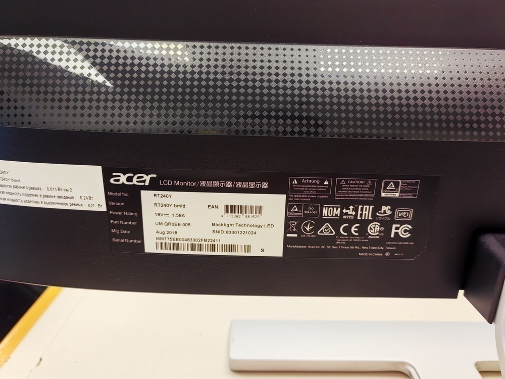 Монитор Acer RT240Y