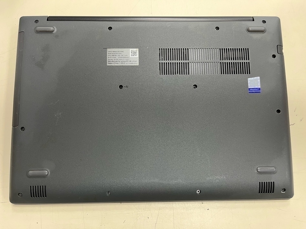 Ноутбук Lenovo; Core i5-8250U, Intel UHD Graphics 620, 8 Гб, 256 Гб, Нет