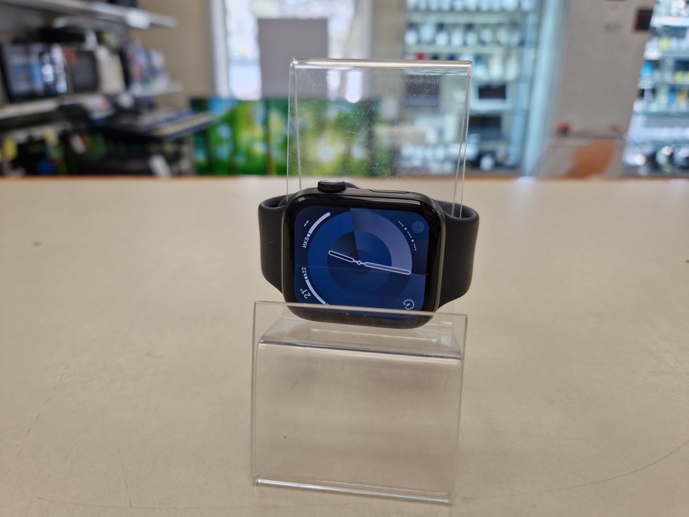 Смарт-часы Apple Watch SE 44mm