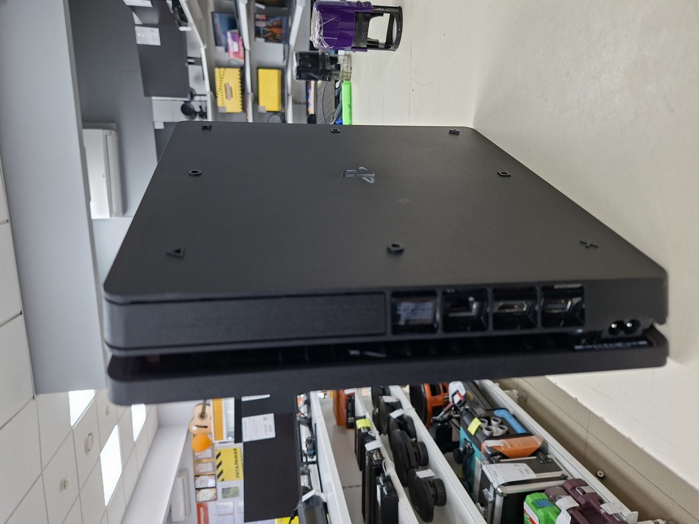 Игровая приставка PlayStation 4 Slim 500GB