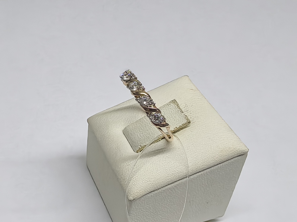 КОЛЬЦО С КАМНЯМИ (Au 585)