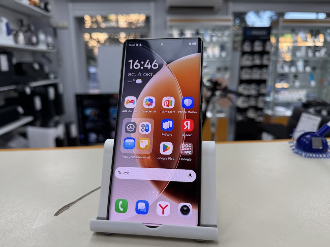 Смартфон Tecno Camon 30S 6/128