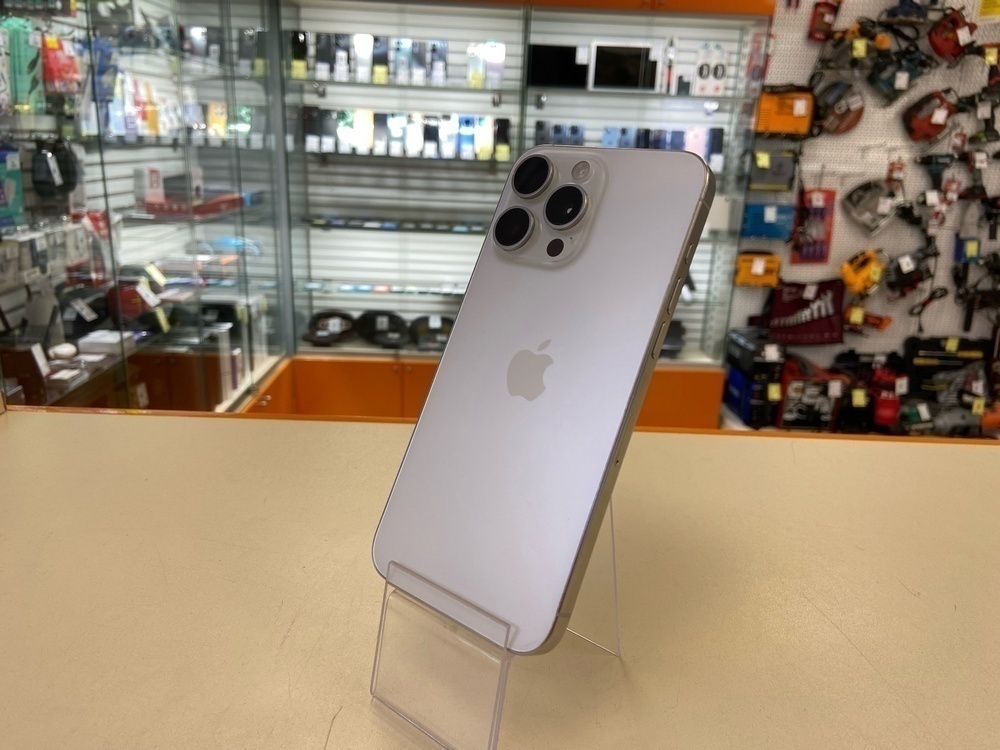 Смартфон Apple iPhone 15 Pro Max 256Gb