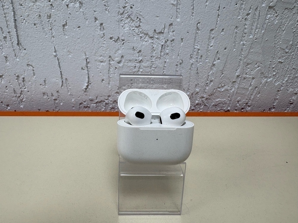 Наушники беспроводные Apple AirPods 3 Lightning