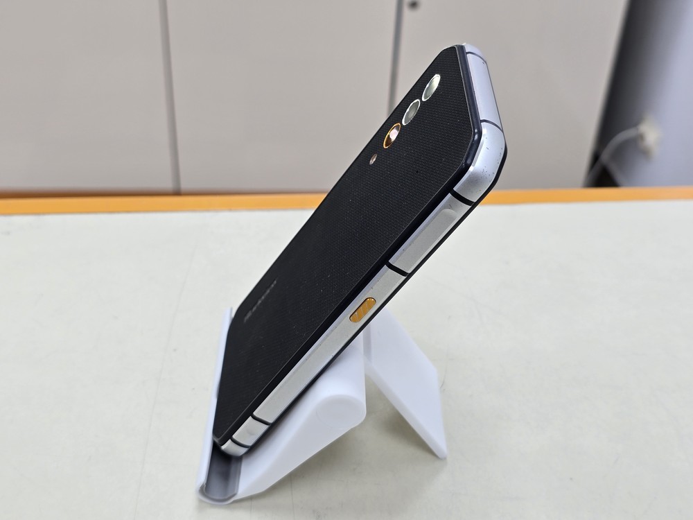 Смартфон Blackview BL6000 Pro 8/256