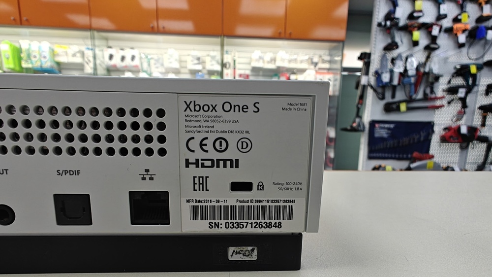 Игровая приставка Xbox One S 1TB