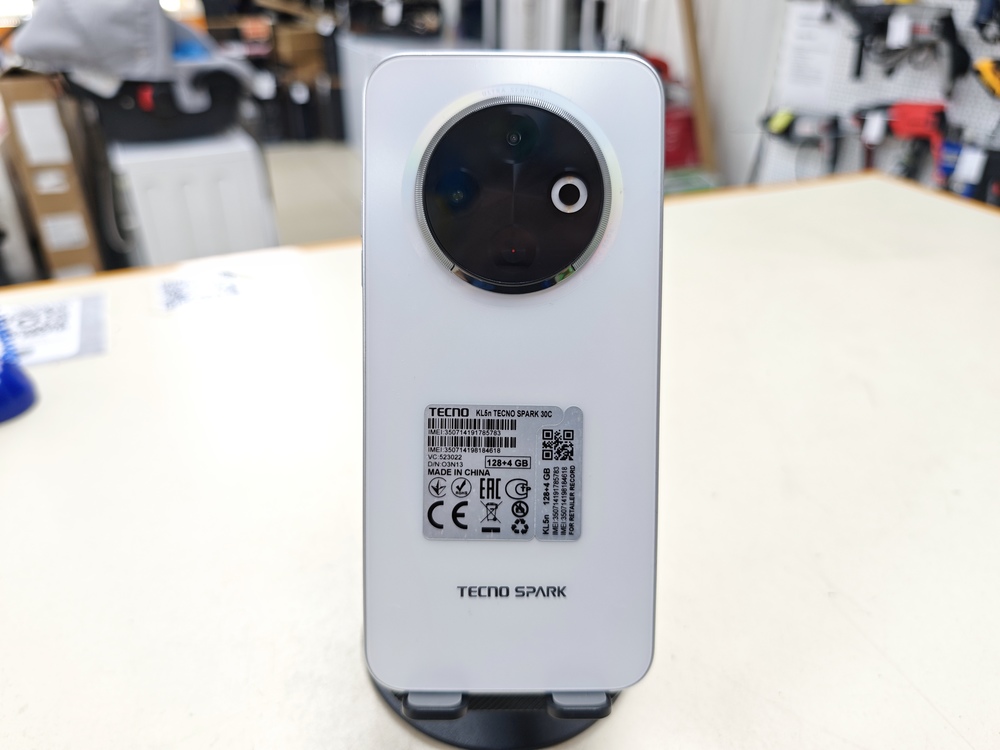Смартфон Tecno SPARK 30C 4/128