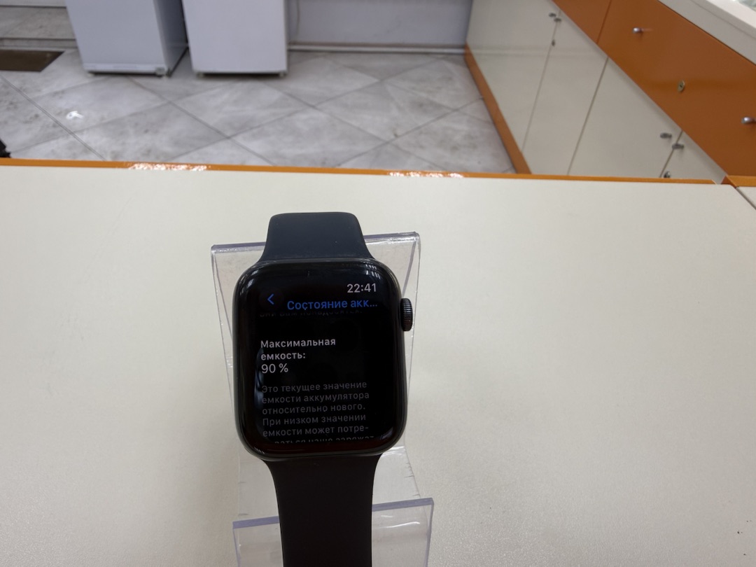 Смарт-часы Apple Watch SE 2022 44mm