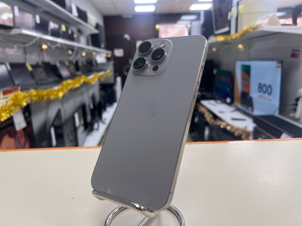 Смартфон Apple iPhone 15 Pro Max 256Gb