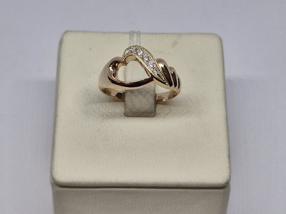 КОЛЬЦО С КАМНЯМИ (Au 585)