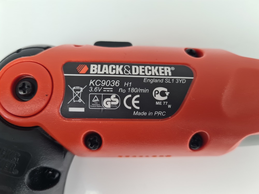 Отвертка электрическая Black&Decker KC9036