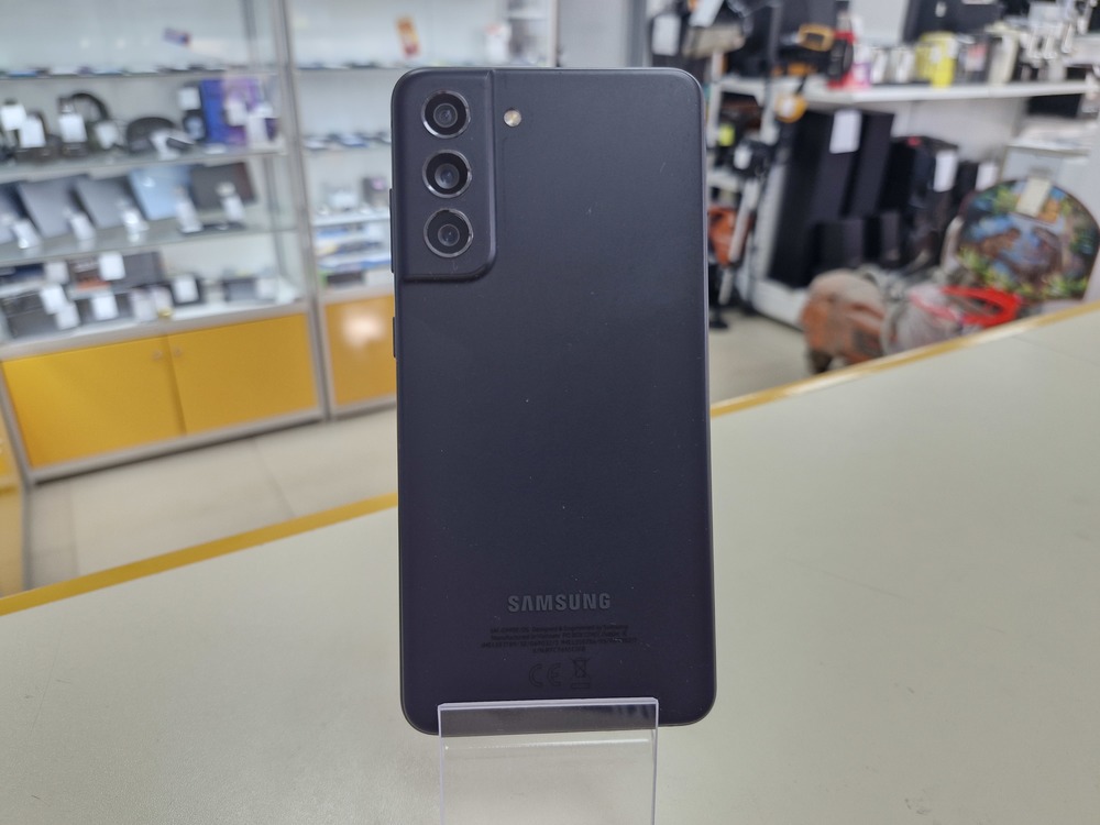 Смартфон Samsung Galaxy S21 FE 8/256