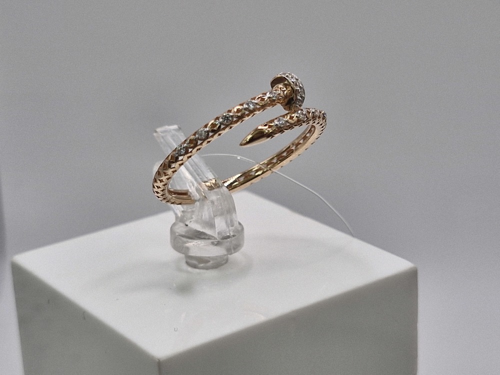 КОЛЬЦО С КАМНЯМИ (Au 585)