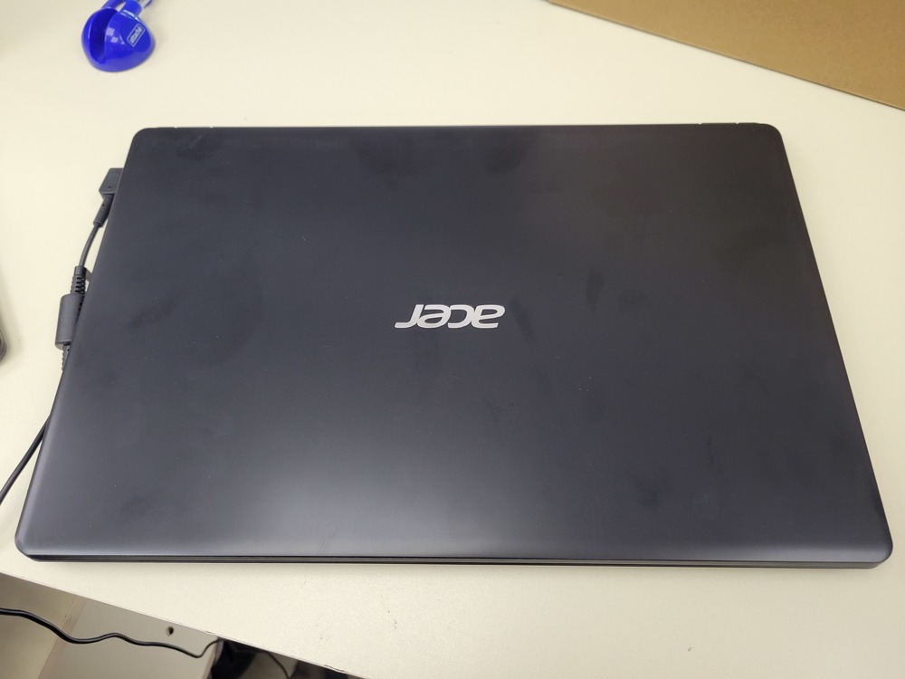 Ноутбук Acer; Core i3-1005G1, Intel UHD Graphics, 4 Гб, 128 Гб, Нет