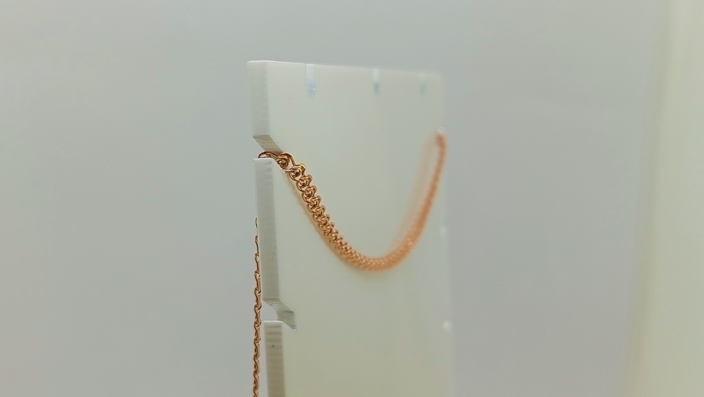 ЦЕПЬ ПУСТОТЕЛАЯ Лав (Au 585)