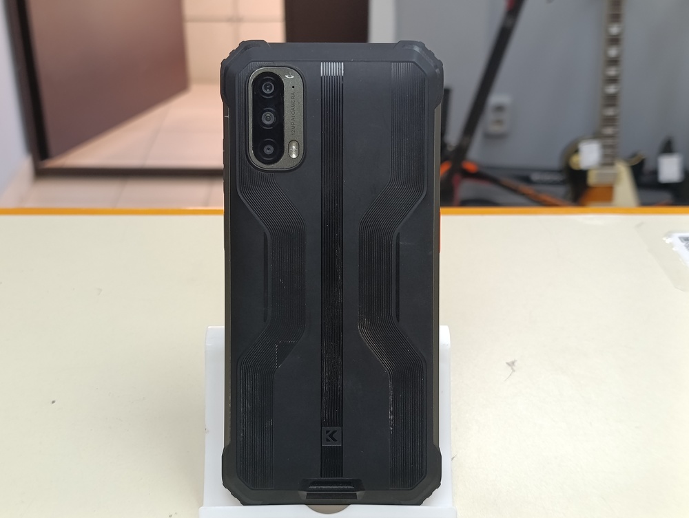 Смартфон Kenshi Armor L1 Slim 8/128