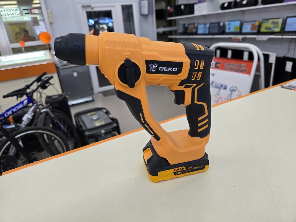 Перфоратор Deko DKCH20